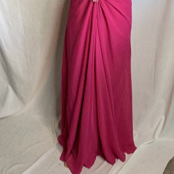 JJs House Fabulous bright  pink gown with Rhinestones size 2/4 - Like New - Picture 7 of 9